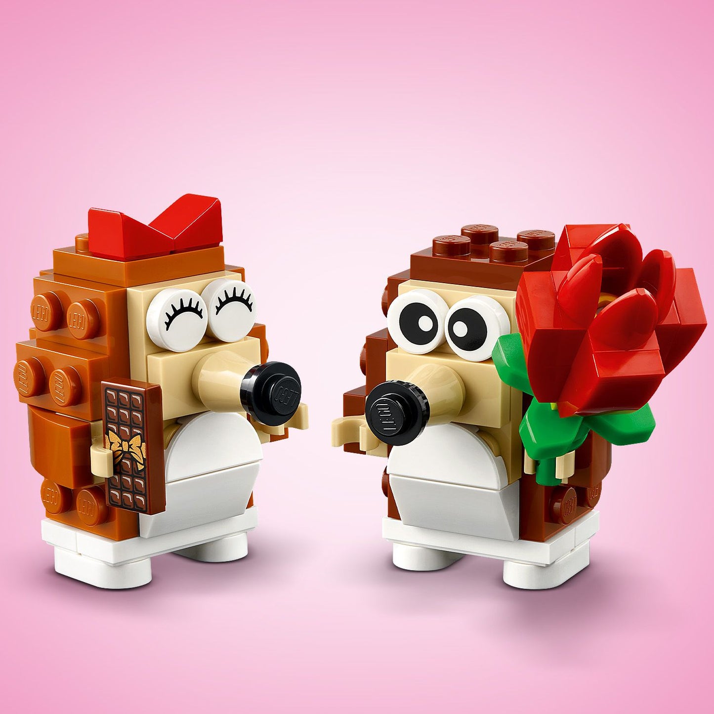 Lego Valentine's Day 40711 Hedgehog Picnic Date Gift for Ages 8 and Up
