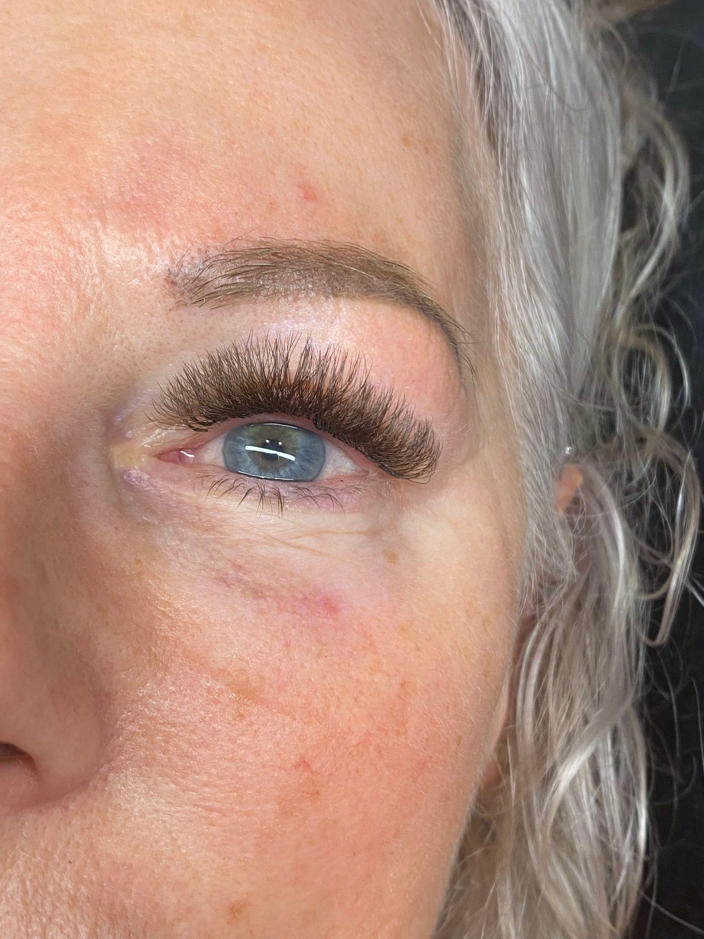 π€ Brown 6D Clover Lash Extensions β Mixed Lengths, 16 Rows π€