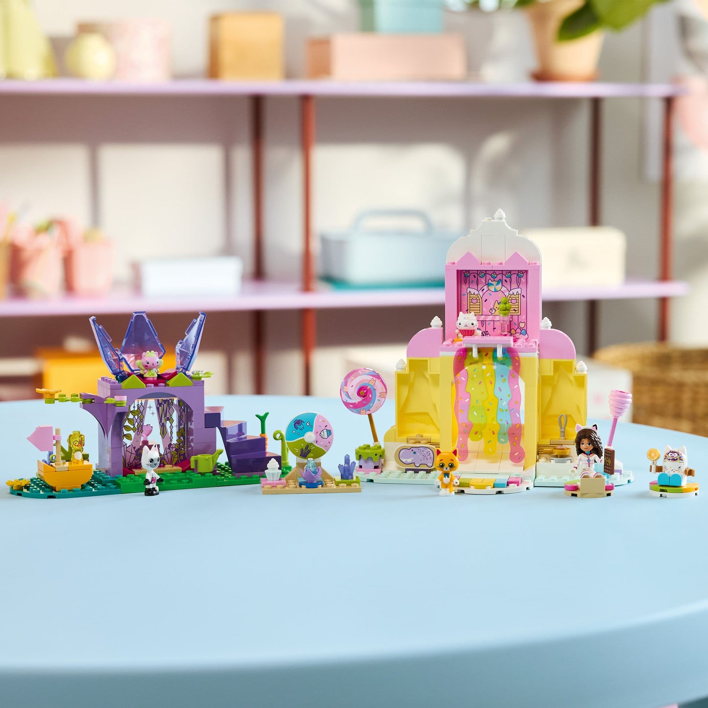 Lego Gabbys Dollhouse 11205 Sweet Treat Mountain & Kitty Garden Age 4+