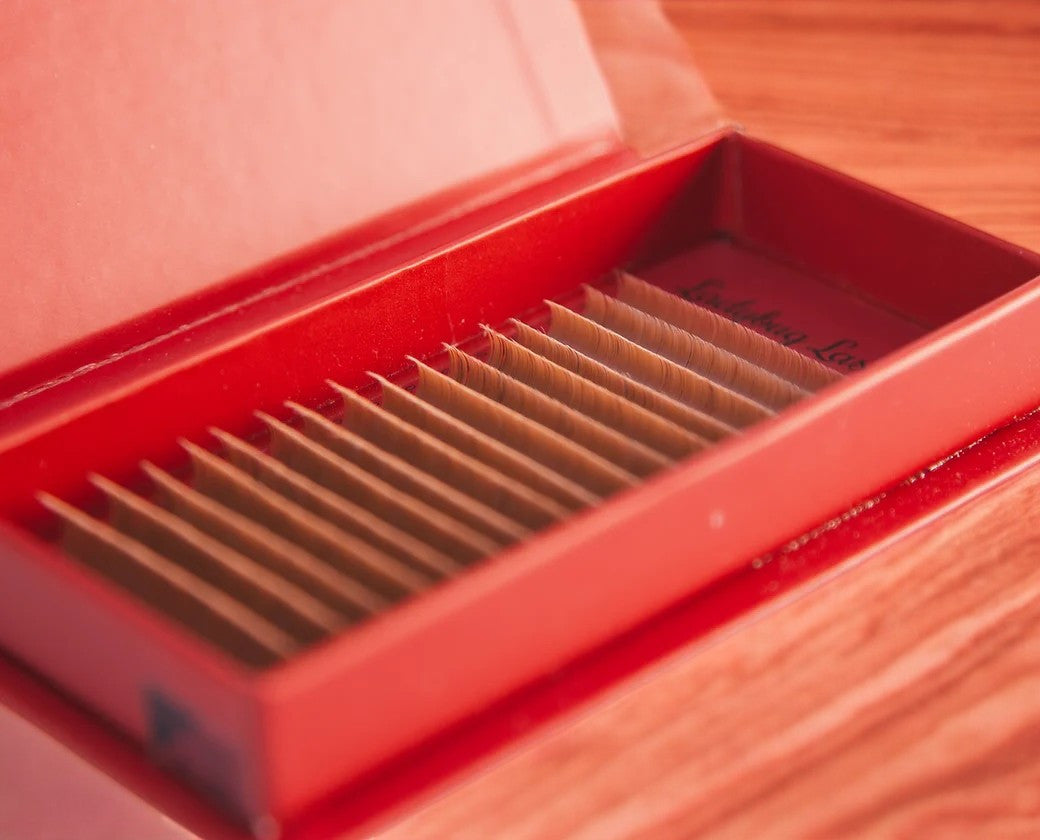 Cashmere Flat Classics β 16 Row Mixed Tray in Brown π€π€ or Caramel π€π€