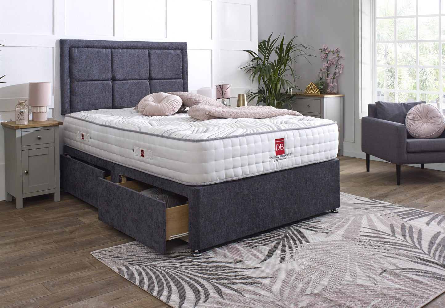 Lisbon Divan Bed Set with Border Headboard