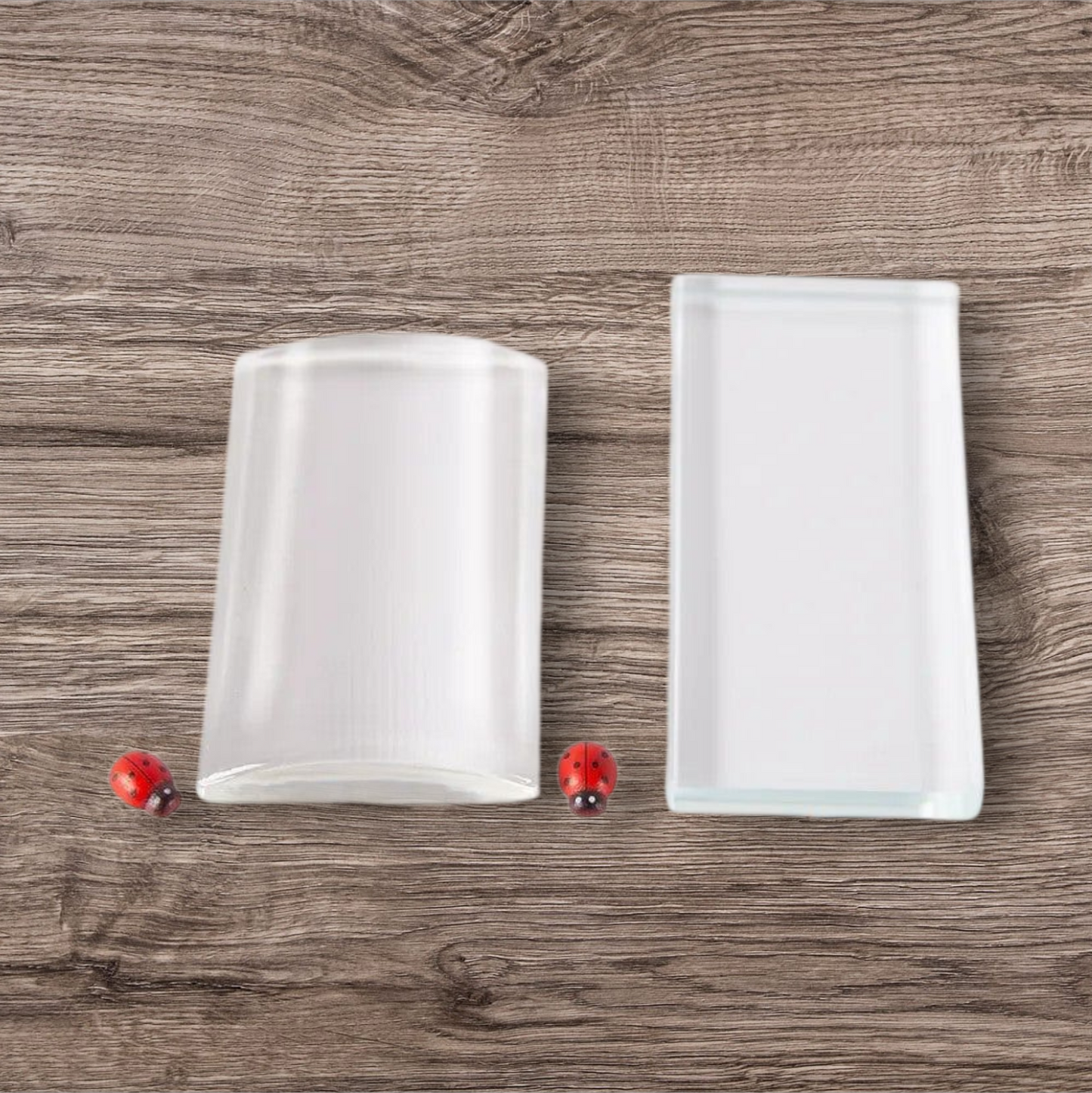 Clear Glass Lash Palette – Sleek & Simple Holder
