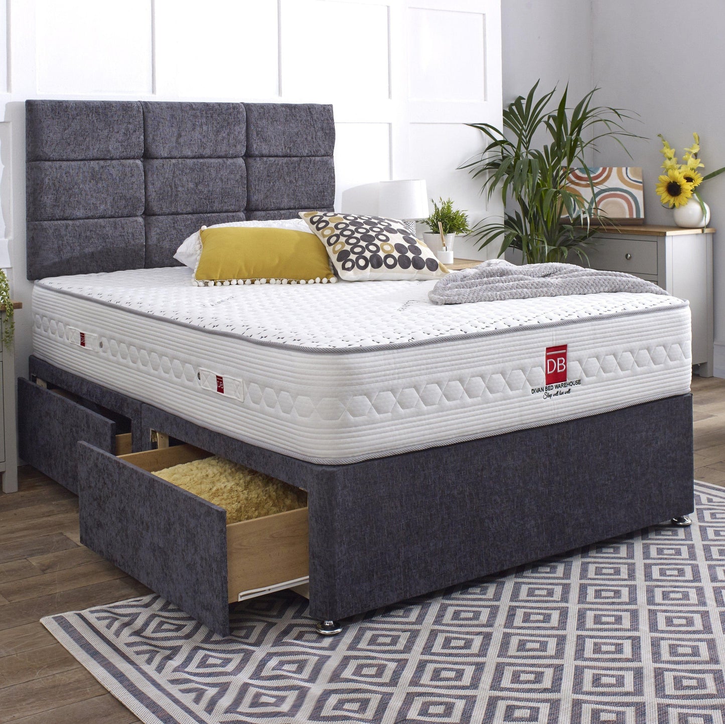 Monty Divan Bed Set with Button Headboard