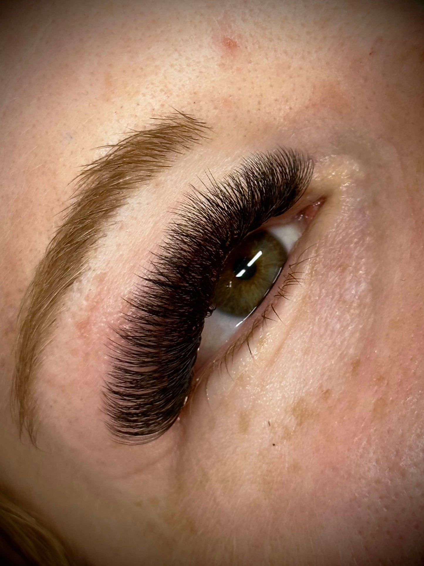 Platinum Promade Tray – Ultra-Black Premade Fans