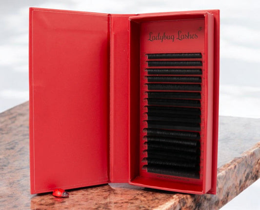 Flat classics Cashmere single lengths trays 16 row