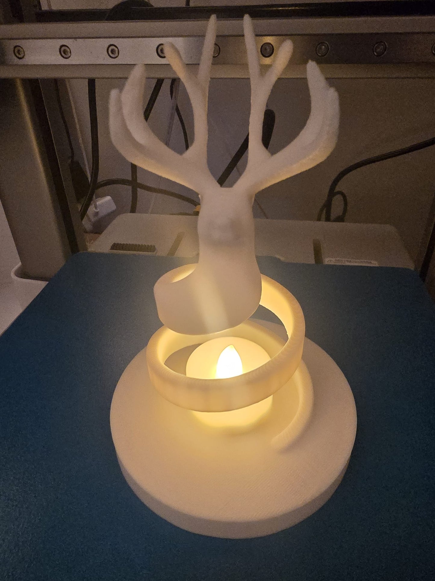 Christmas Reindeer Candle Holder β Cozy Holiday Centerpiece