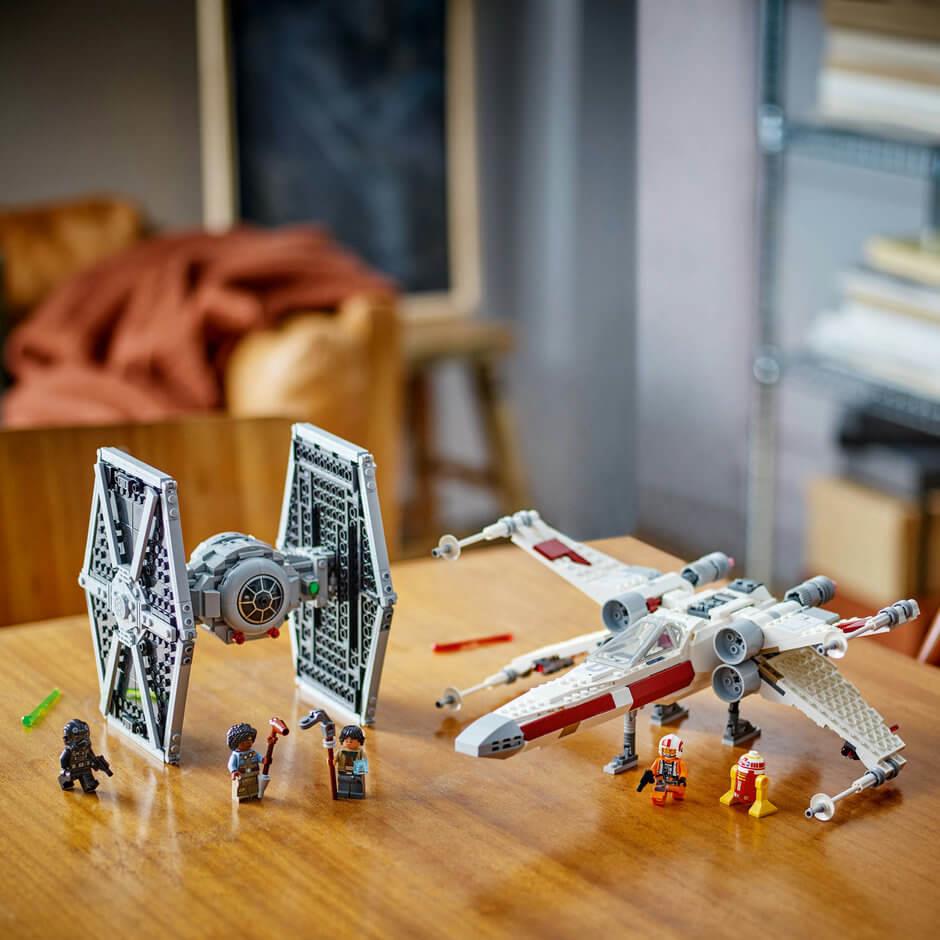 Lego Star Wars 75393 TIE Fighter & X-Wing Mash-up Playset for Ages 10+