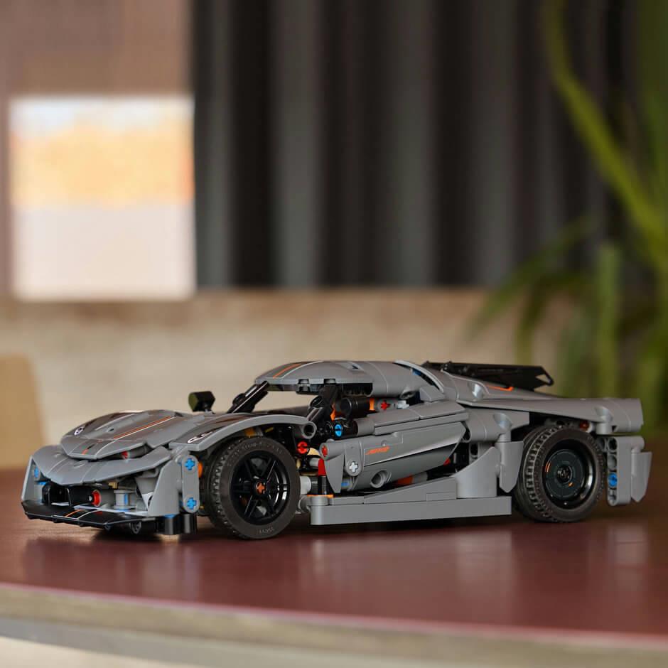 LEGO Technic 42173 Koenigsegg Jesko Absolut Grey Hypercar for Ages 10+