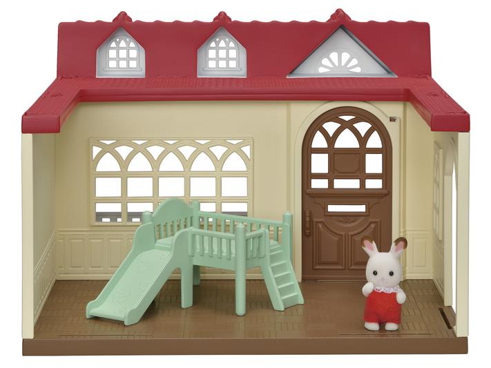 Sylvanian Families Sweet Raspberry Home Toy Plasyet for Ages 3 and Up