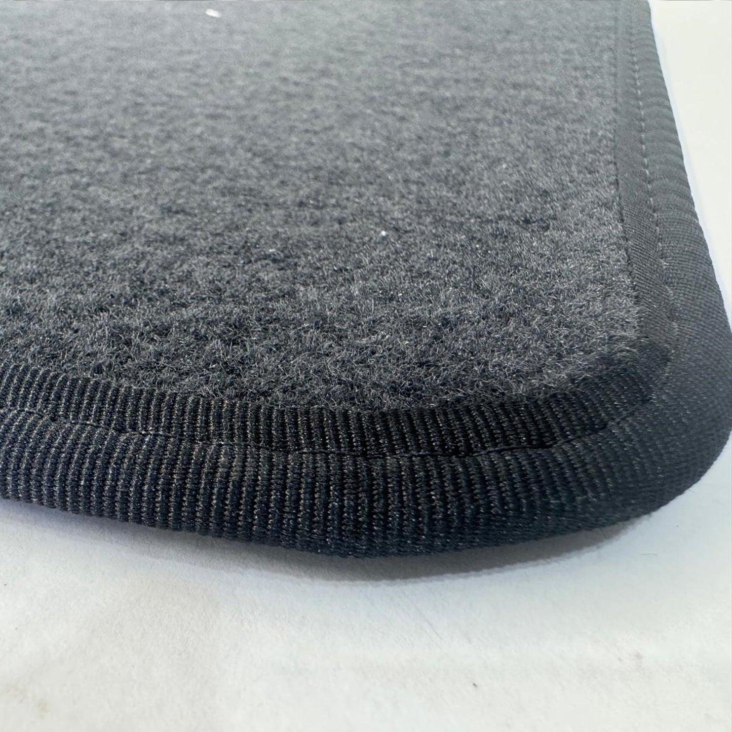 VW POLO HATCHBACK / SALOON 2009 TO 2018 - CAR MAT SET