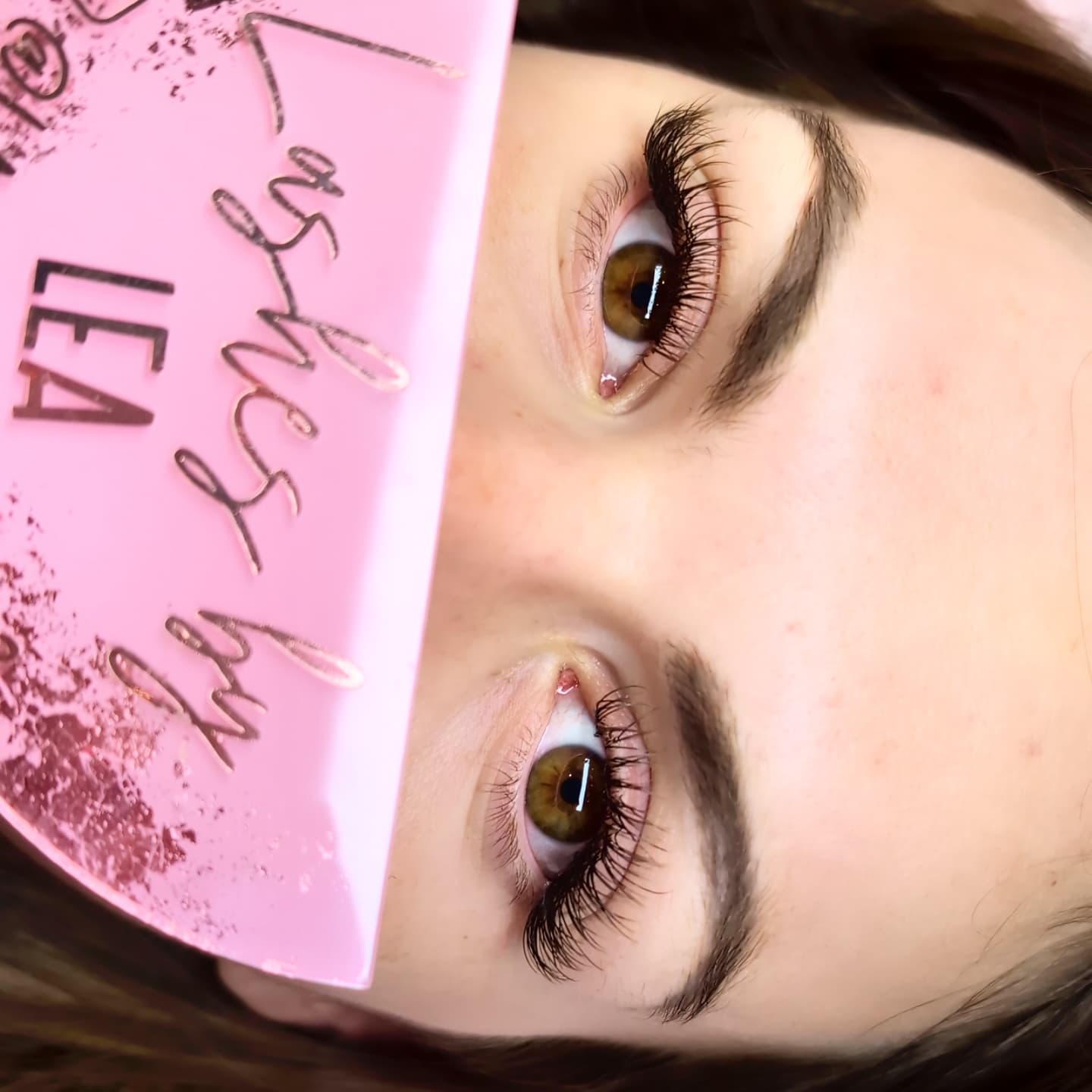 Cashmere Flat Classics β 16 Row Mixed Tray in Brown π€π€ or Caramel π€π€