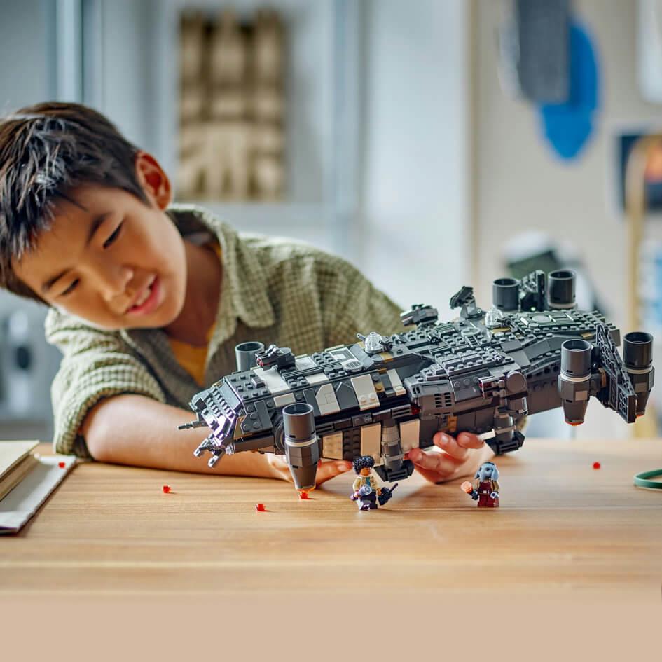 Lego Star Wars 75374 The Onyx Cinder Model Playset for Ages 10 and Up