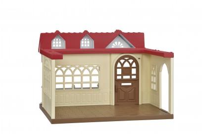Sylvanian Families Sweet Raspberry Home Toy Plasyet for Ages 3 and Up