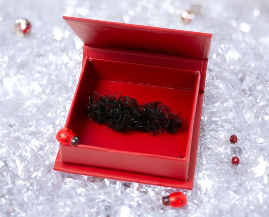 Loose Individual D Curl Promades – 8D to 20D Lash Extensions