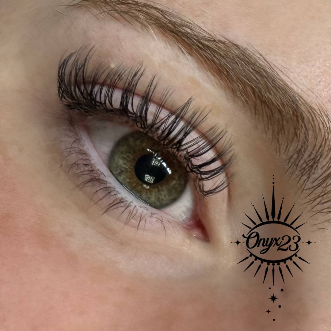Pre-Made Angel Lash Fans β Mixed Lengths Tray