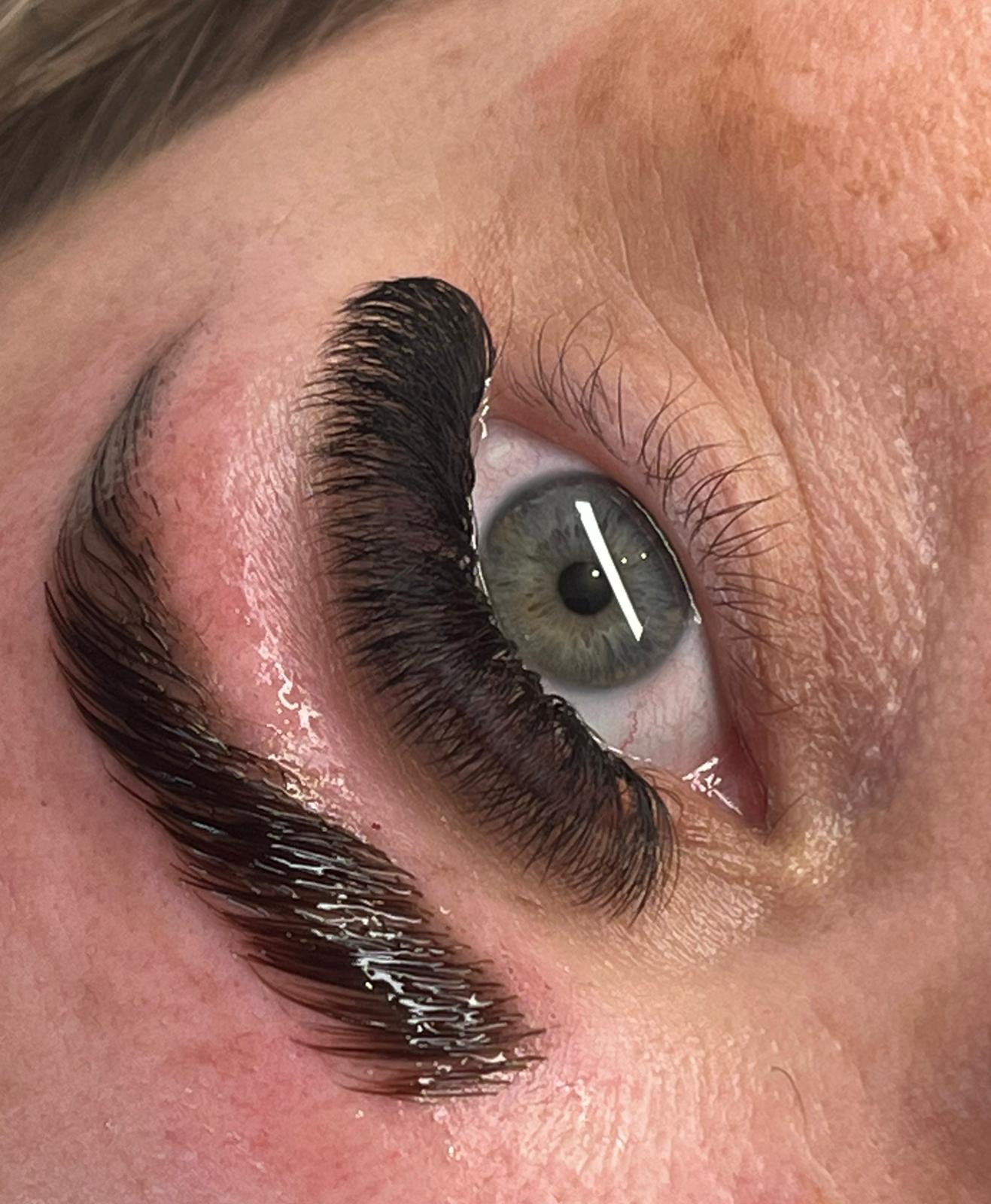 Platinum Promade Tray – Ultra-Black Premade Fans