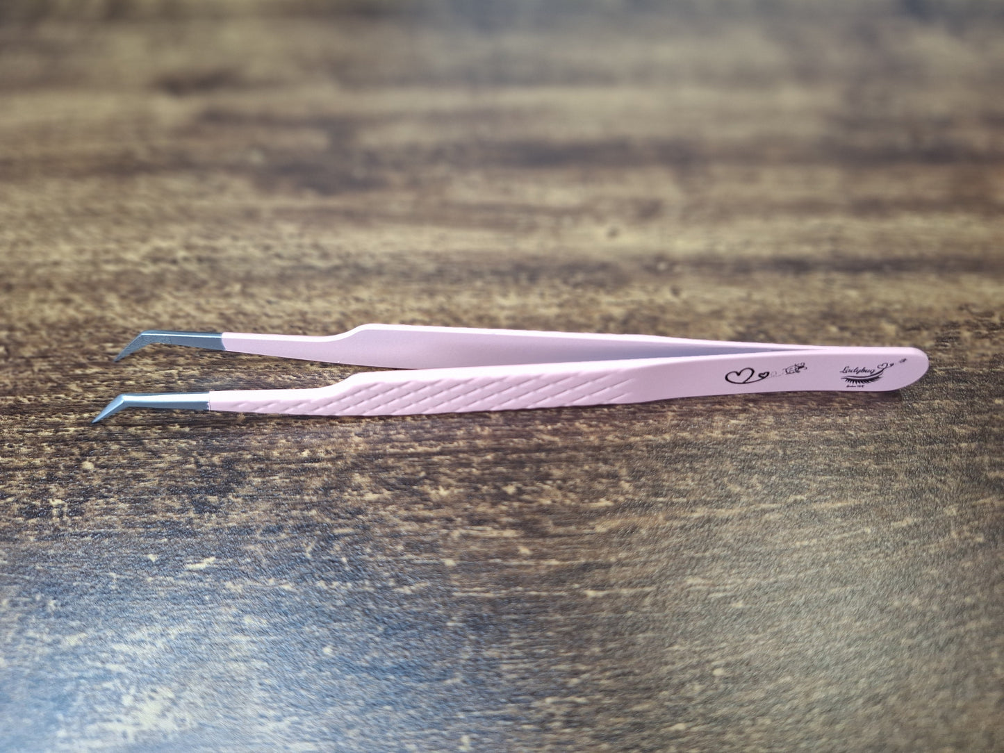 Angled Fibre Grip Volume Tweezers – Ideal for Handmade Fans in silver and now pink!