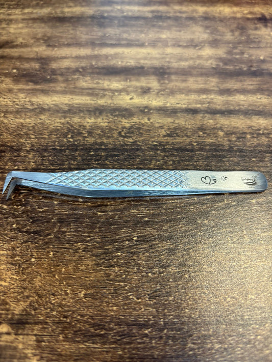 Fibre Grip Volume Tweezers – Perfect for Creating Volume Fans