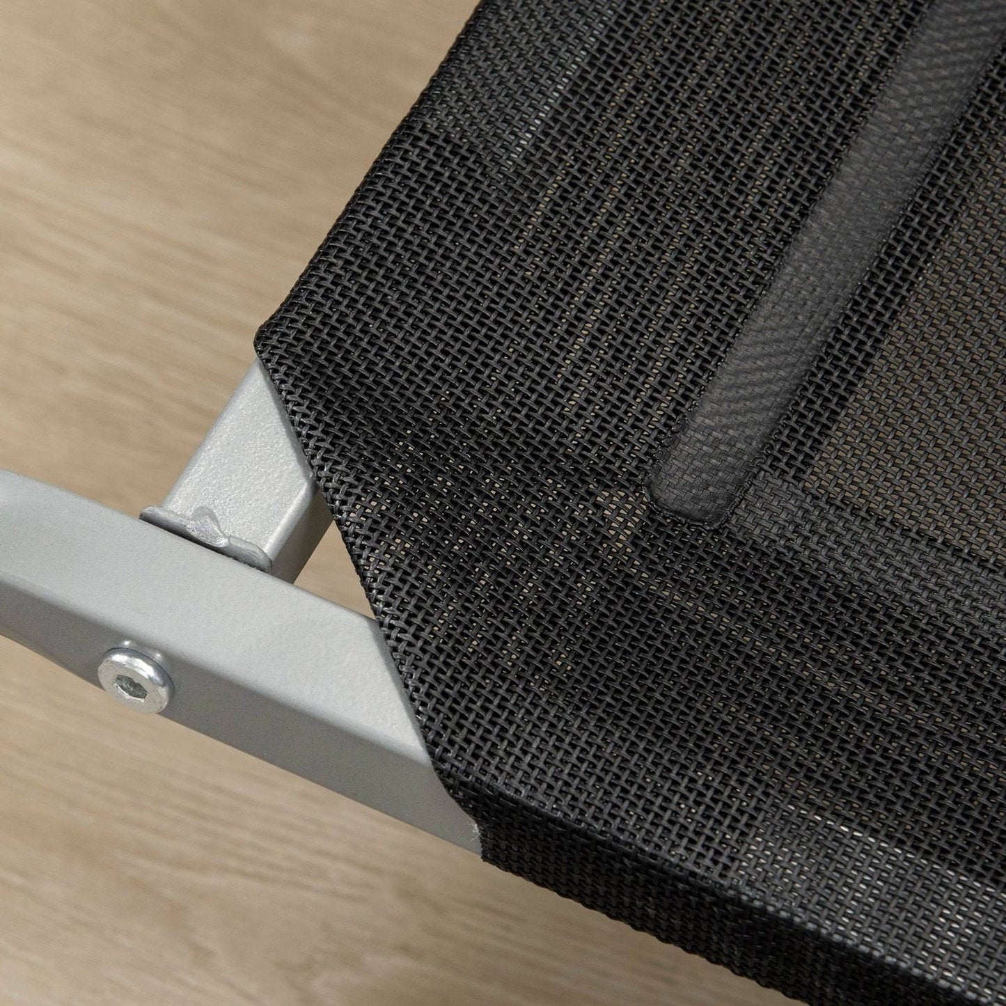 Elevated Pet Bed Cooling Raised Cot Style Bed For Large Medium Sized Dogs With Non-Slip Pads Steel Frame Breathable Mesh Fabric