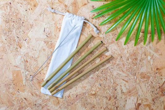 Mimo Set Of 4 Bamboo Straws with Cleaning Brush