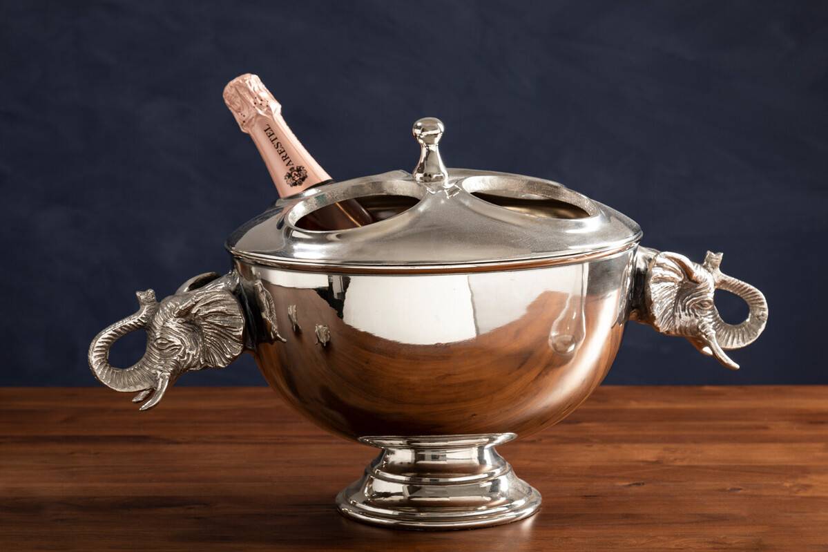 4 Bottles Elephant Wine Cooler With Lid