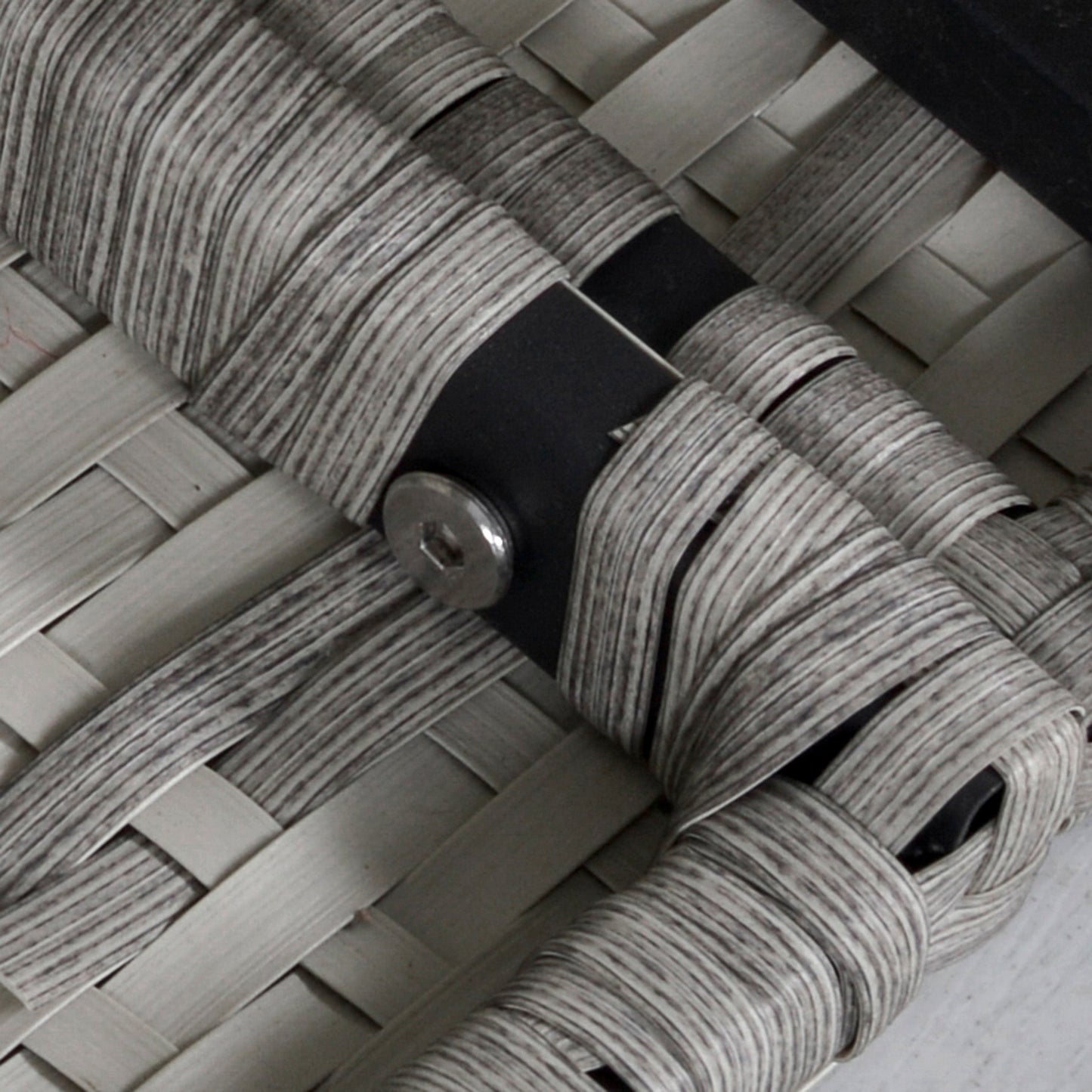 6-Pieces Outdoor PE Rattan Garden Furniture Set with Three-seat