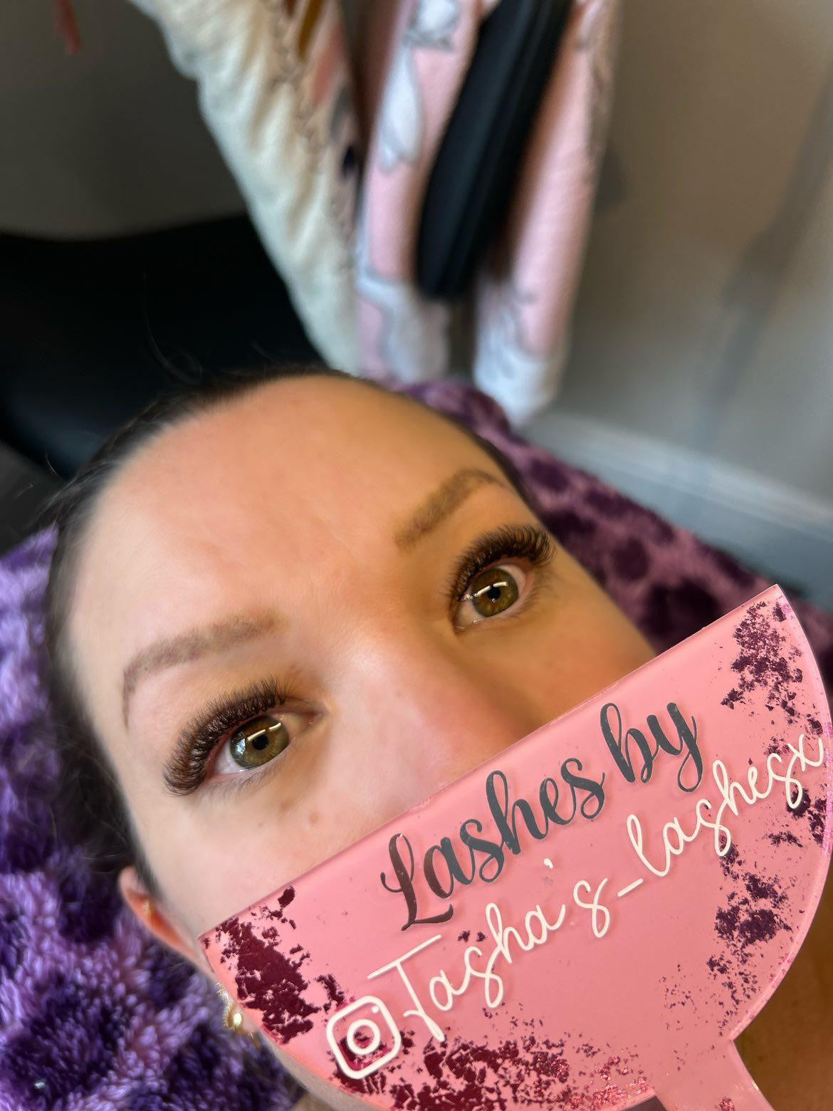 🤎Brown W Lash Tray – 16 Rows Mixed Length 🤎