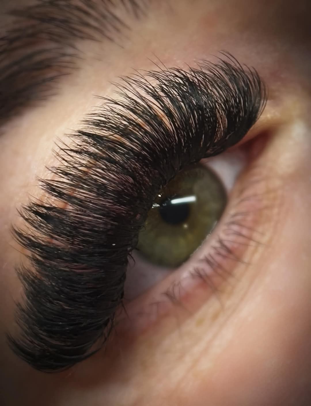 Loose Individual D Curl Promades – 8D to 20D Lash Extensions