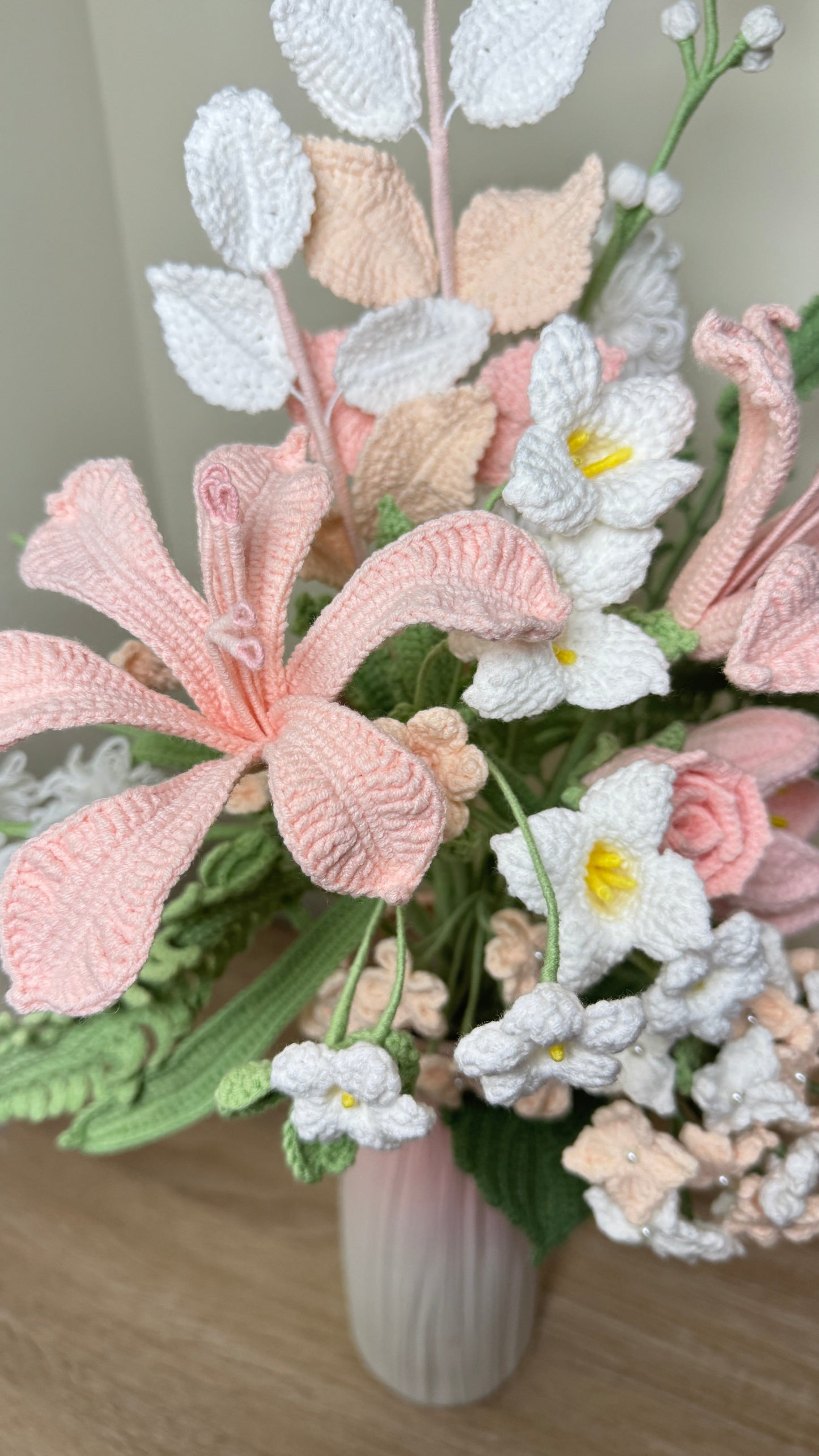 Handmade Crochet Blush Spring Garden Bouquet – Elegant Pink & White Floral Arrangement