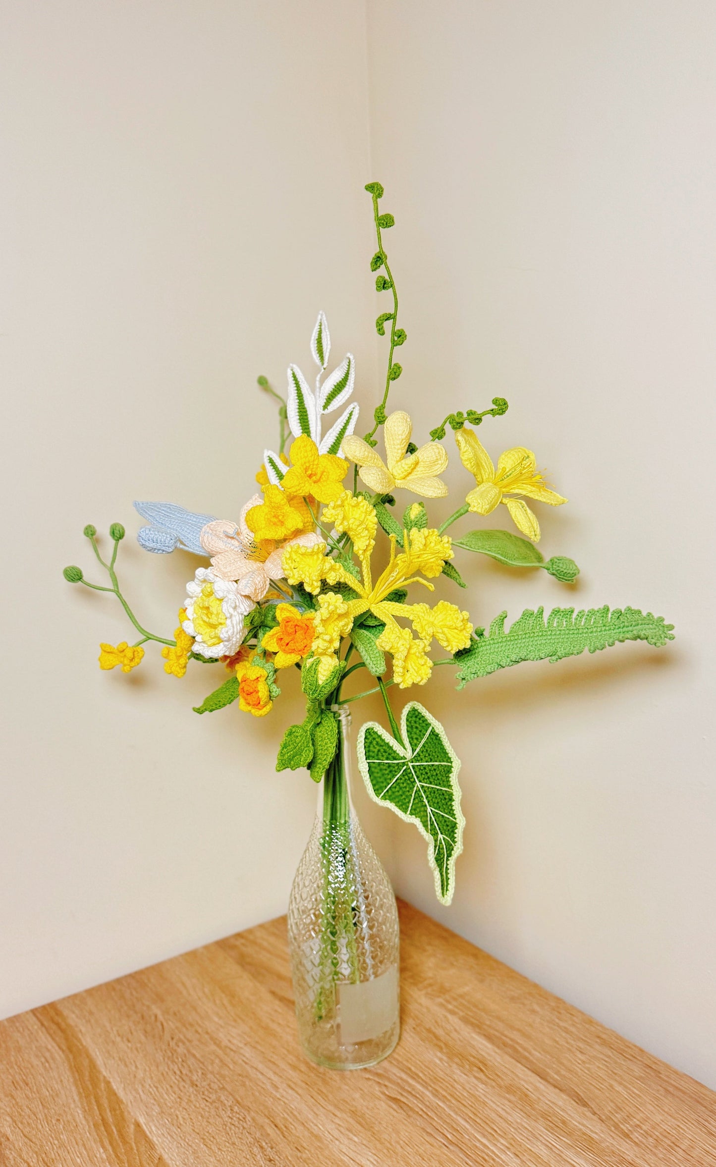 Handmade Crochet Sunshine Bloom Bouquet – Yellow & Citrus-Inspired Floral Arrangement