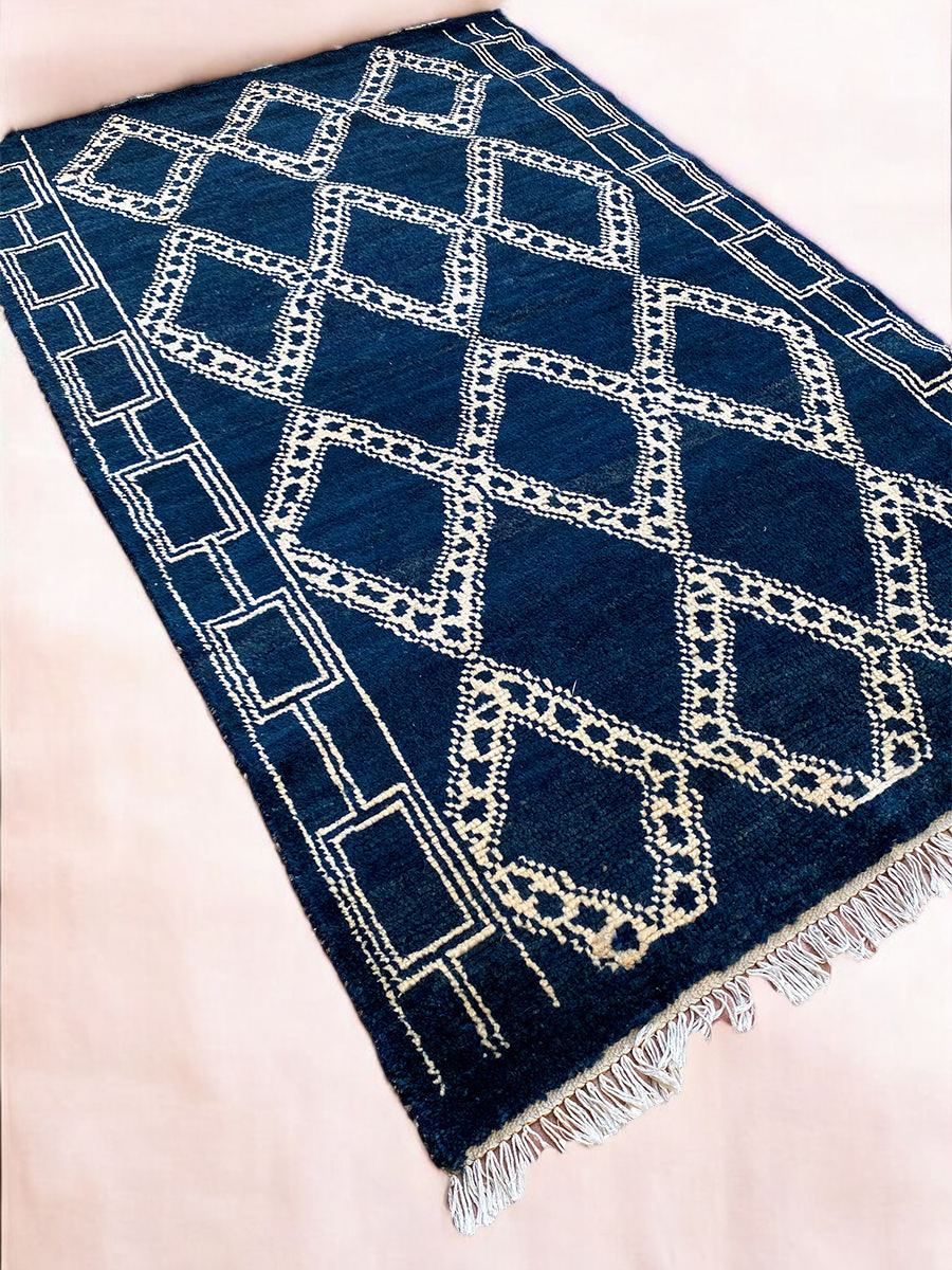 Nomad Hand Knotted Rug - Size: 6.2 x 4