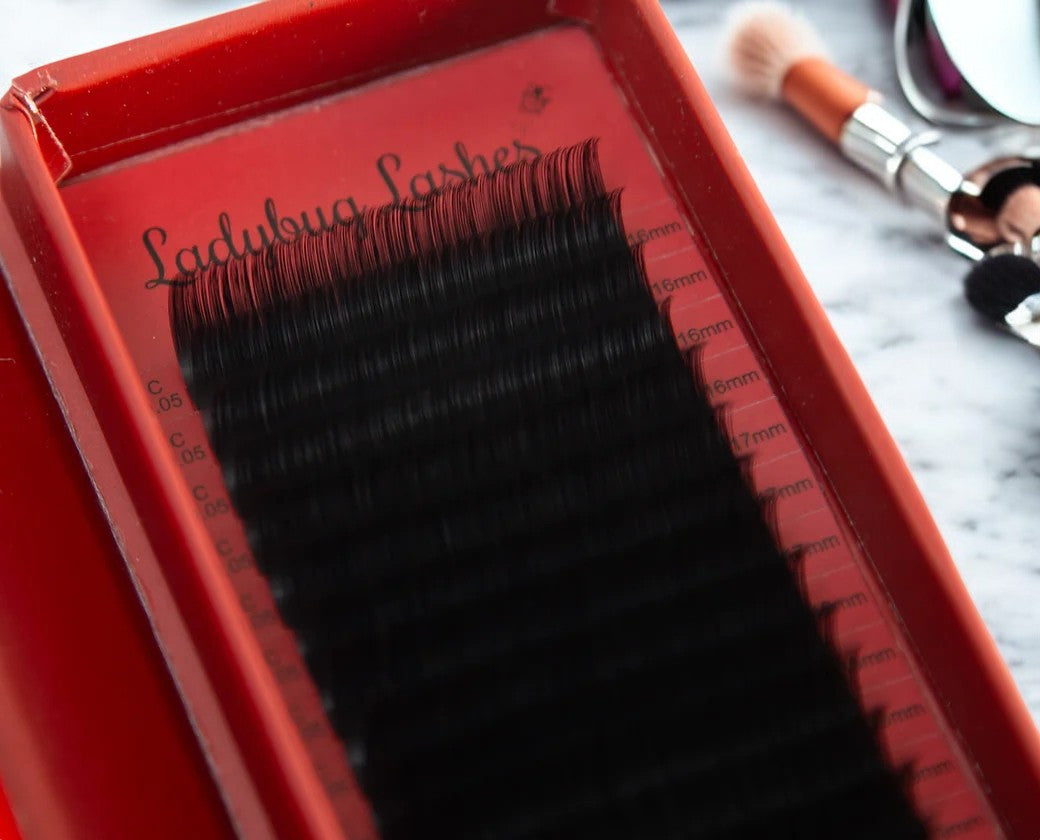 Mixed Length Mega Silk Volume Lashes 16-20mm