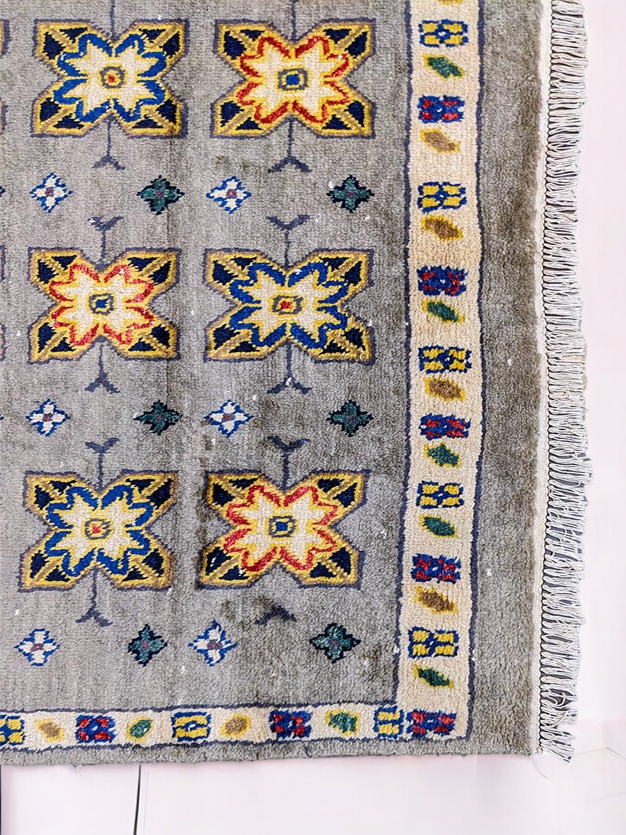 Moroccan Modern Rug - Size: 6.11 x 4.8