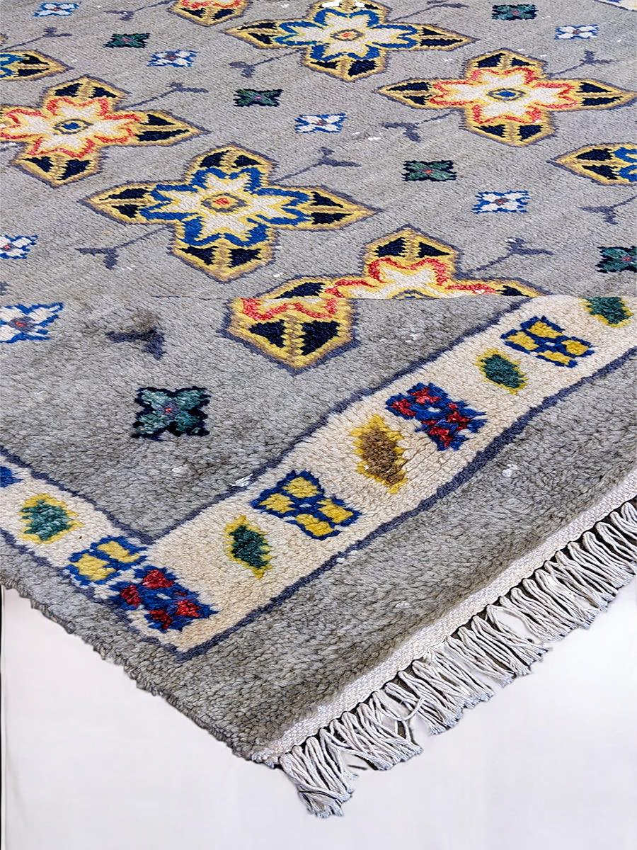 Moroccan Modern Rug - Size: 6.11 x 4.8