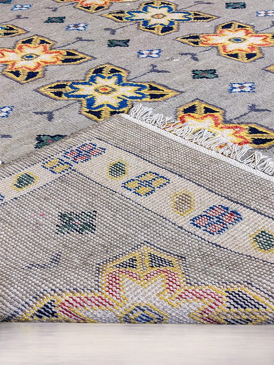 Moroccan Modern Rug - Size: 6.11 x 4.8