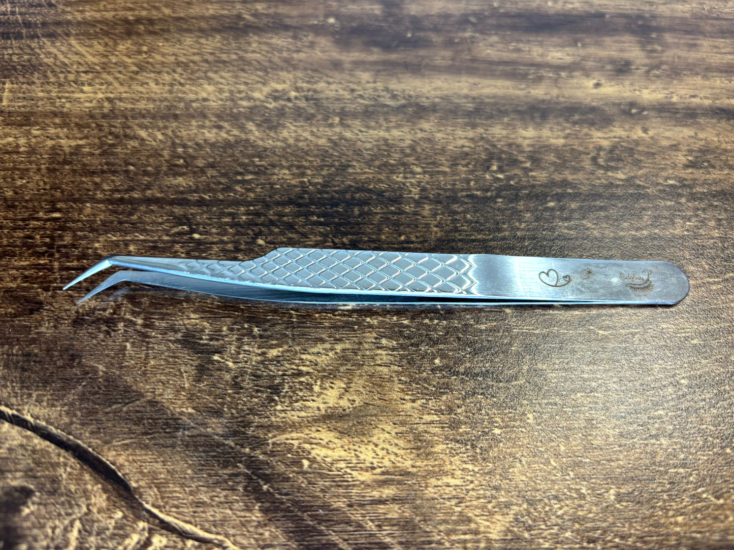 Angled Fibre Grip Volume Tweezers – Ideal for Handmade Fans in silver and now pink!