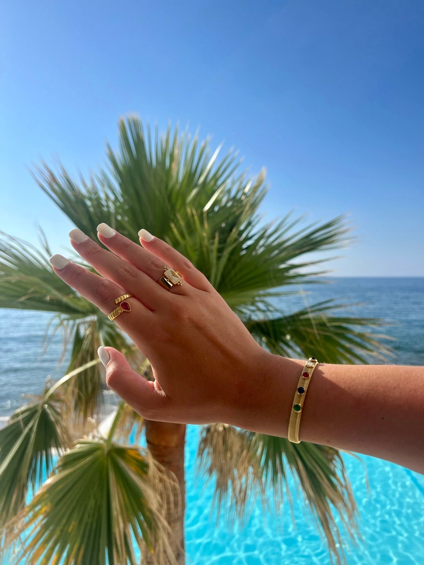 Seira Luxe 18k Gold Plated Jewelled Cuff