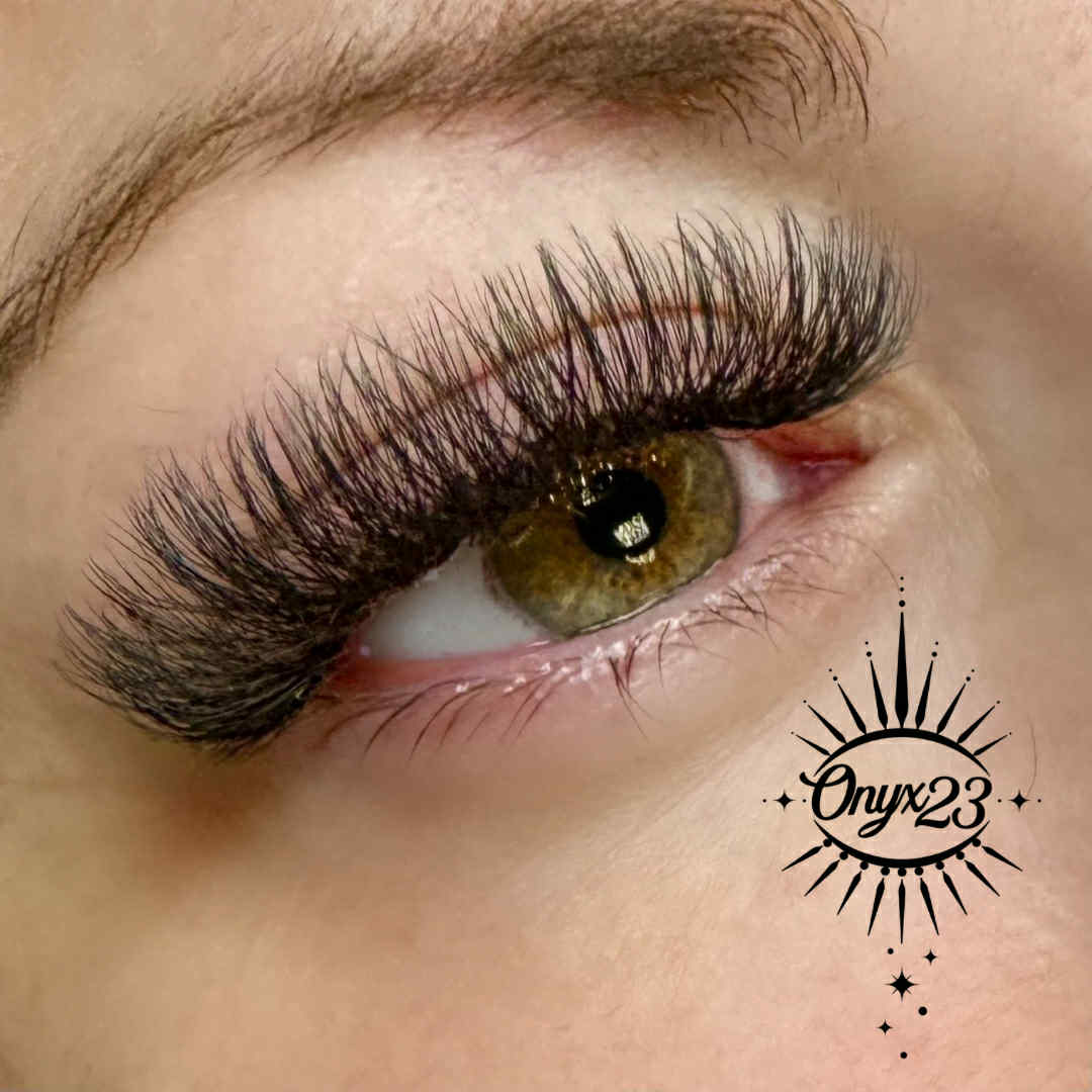 8D Clover Lashes