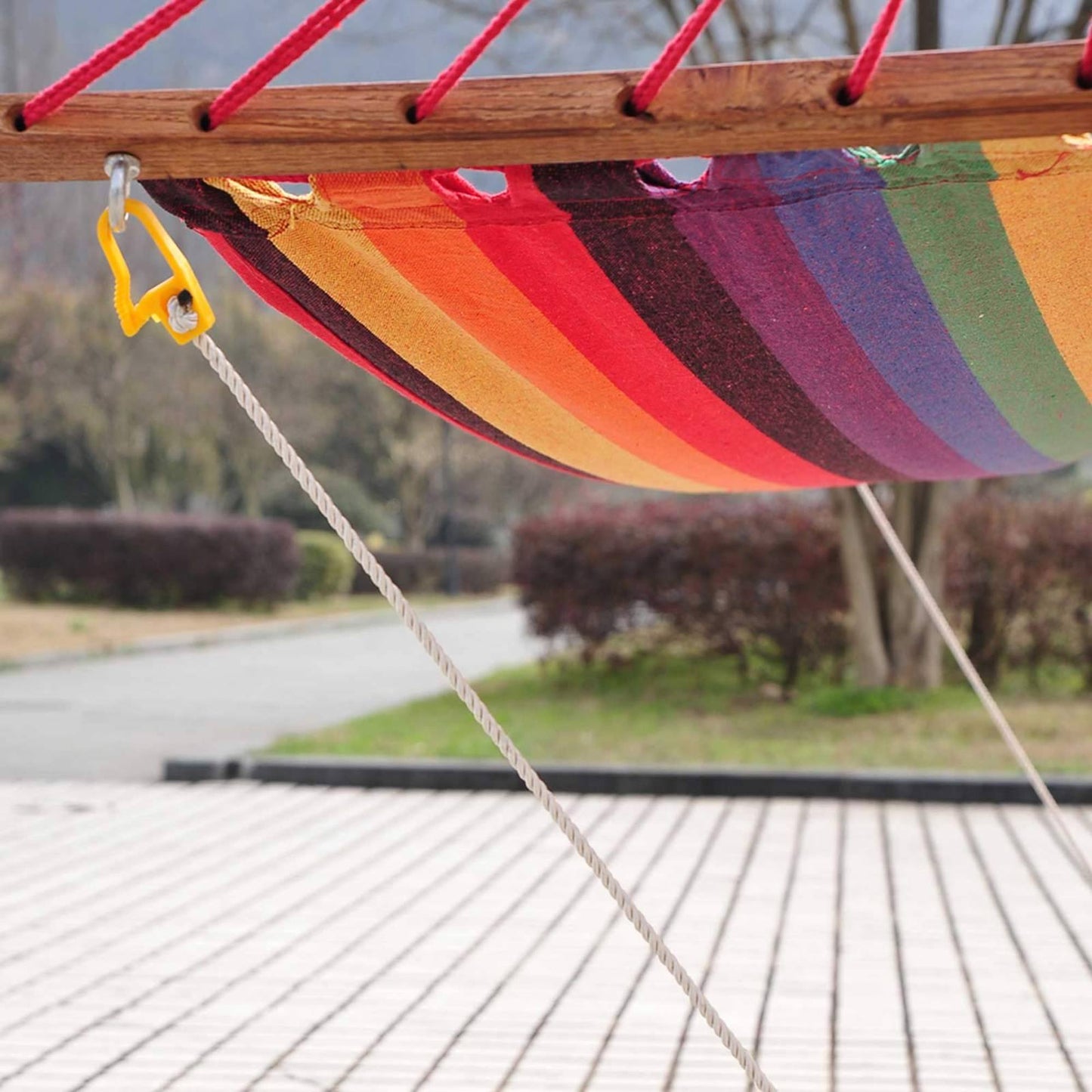 Garden Outdoor Patio Standing Frame Wooden Cotton Hammock with Arc Stand and Safe Ropes - Multi-Colour